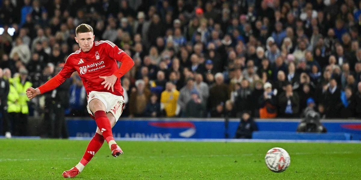 Transfer Elliot Anderson: Manchester City dan Chelsea Siapkan Langkah Besar!
