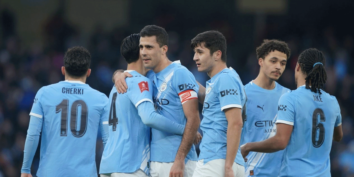 Semua-Mata-Tertuju-pada-Semenyo-di-Kemenangan-Besar-Manchester-City.