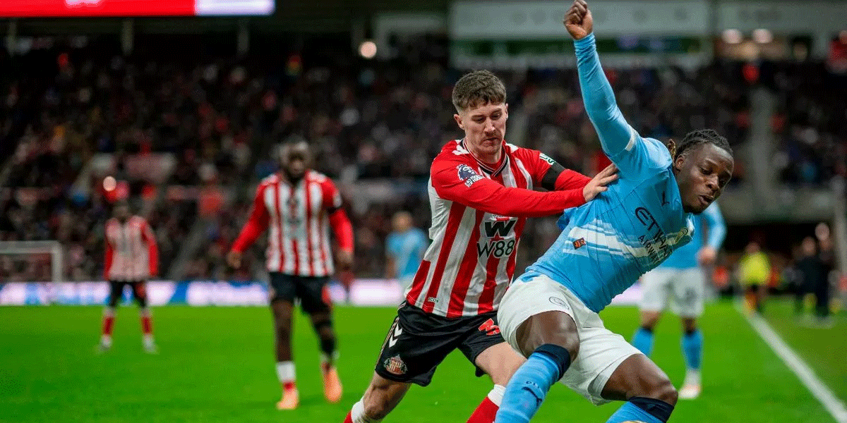Trai Hume Puji Ketangguhan Sunderland yang Bikin Manchester City Frustrasi